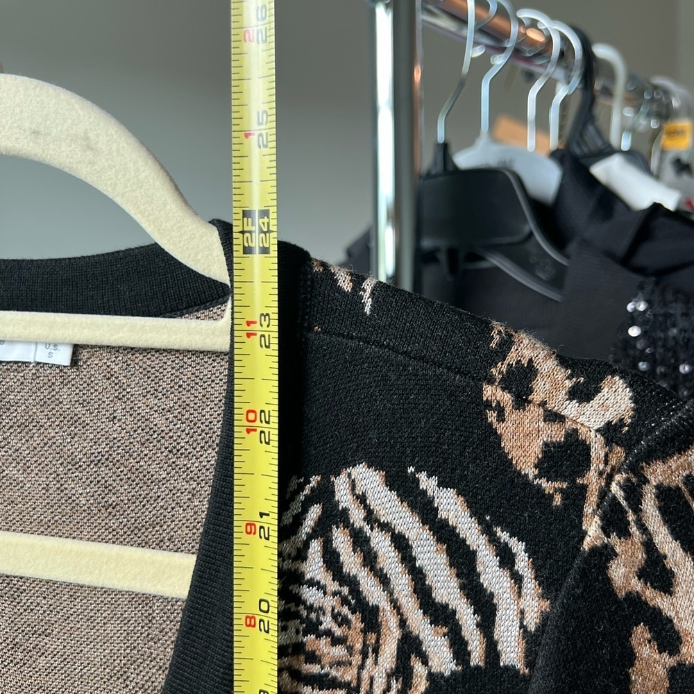 Chico's Jacquard Animal Print Cardigan Sweater S - Picture 6 of 12